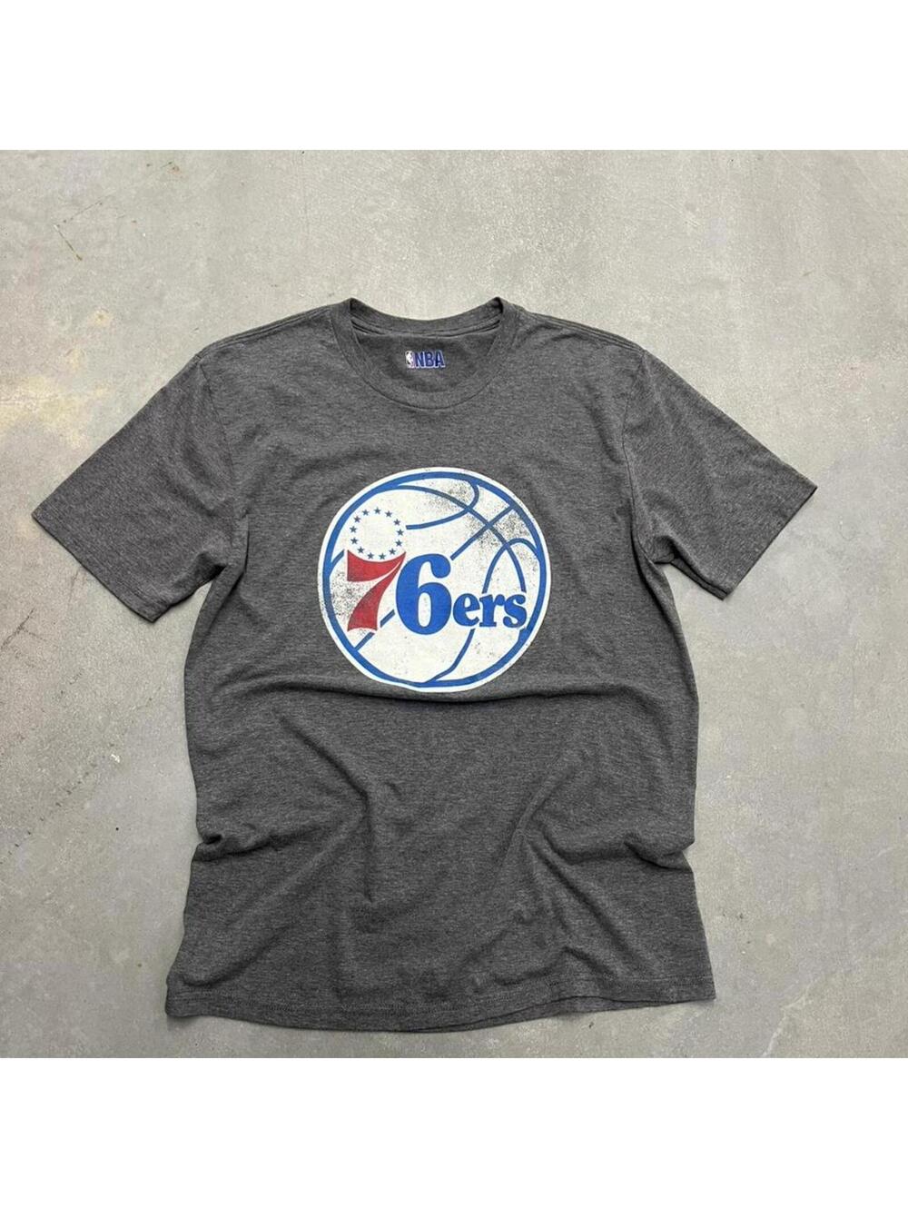 Philadelphia 76ers Logo Shirt Mens M Gray NBA Basketball Graphic Tee